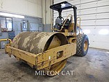 05 CATERPILLAR CS-533E