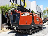 2011 DITCH WITCH JT3020 MACH 1 Photo #3