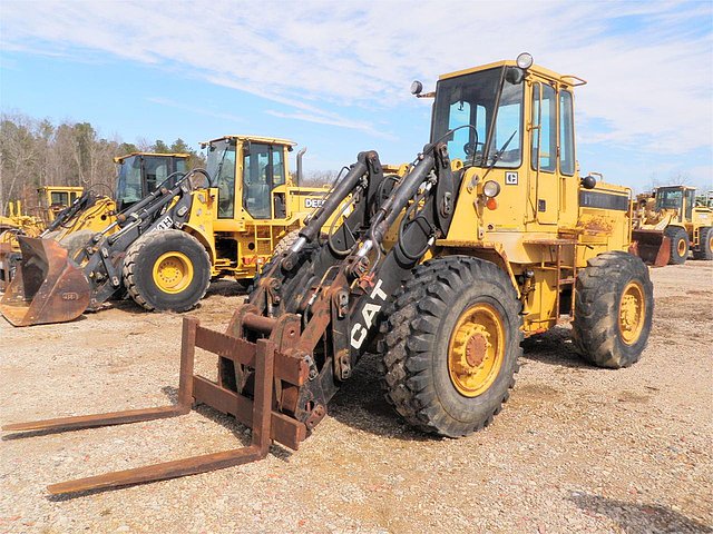 1989 CATERPILLAR IT28B Photo