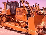 12 CATERPILLAR D6T XL
