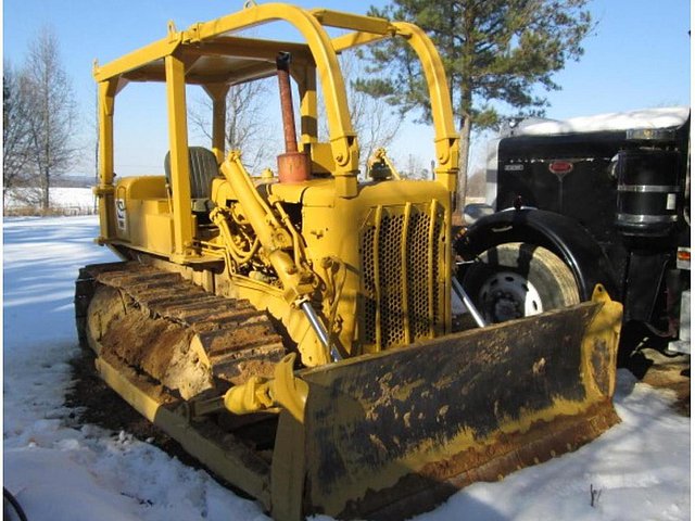 1974 CATERPILLAR D4D Photo