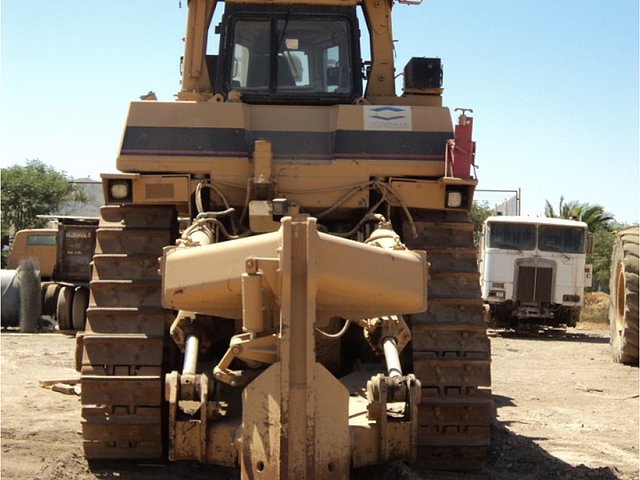2004 CATERPILLAR D10R Photo