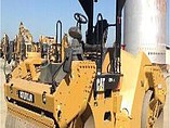 12 CATERPILLAR CB54