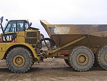 2011 CATERPILLAR 740B Photo #2