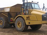 2011 CATERPILLAR 740B Photo #6