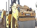 12 CATERPILLAR CB64