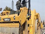 2012 CATERPILLAR CB64 Photo #2