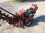 2011 DITCH WITCH RT12 Photo #3