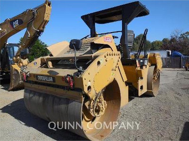 2011 CATERPILLAR CB54XW Photo