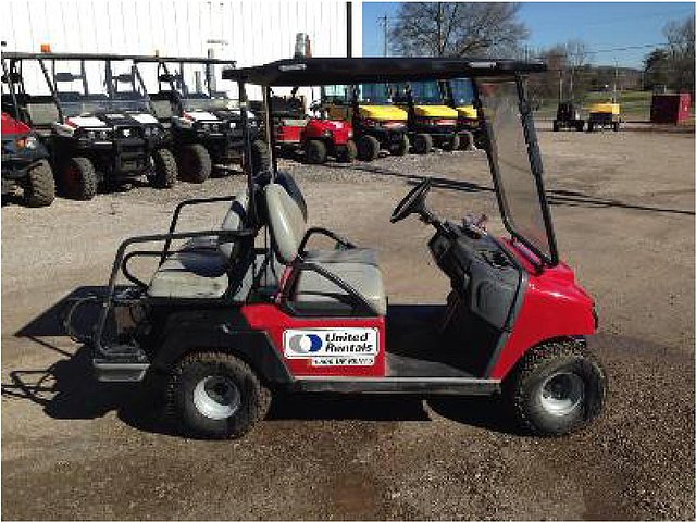 2011 CLUB CAR XRT800E 4 SEAT Photo