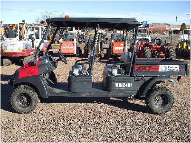 2012 CLUB CAR XRT1550 Photo