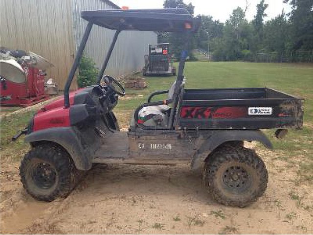 2010 CLUB CAR XRT1550G Photo