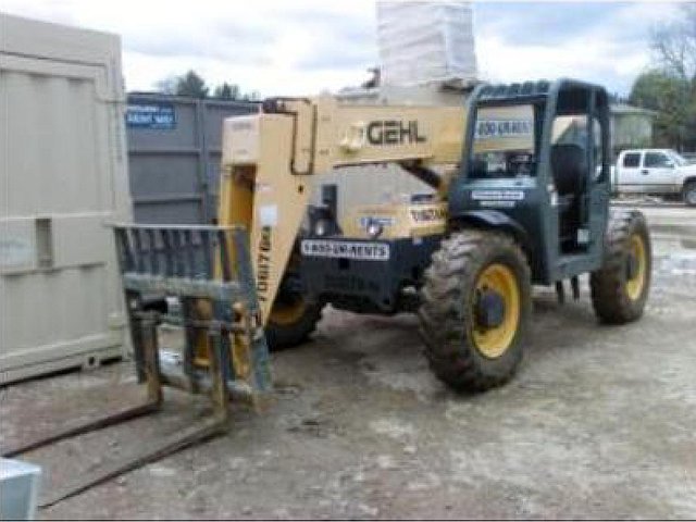 2007 GEHL RS6-42 Photo