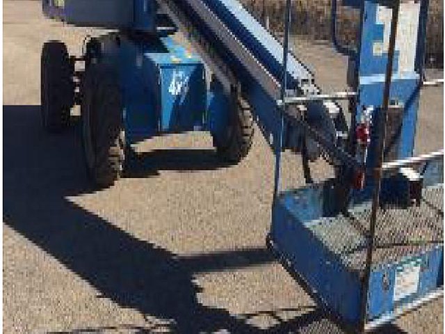 2006 GENIE S60 Photo