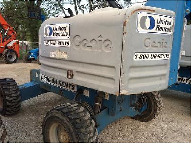 2007 GENIE S40 Photo