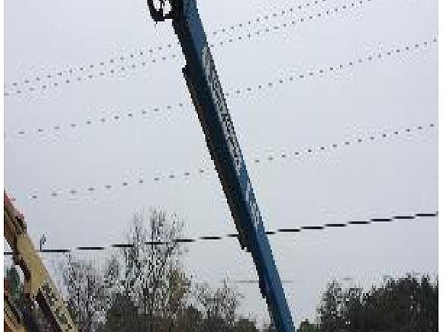 2008 GENIE S40 Photo
