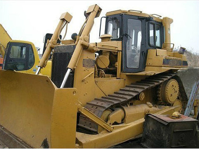 2005 CATERPILLAR D6H Photo