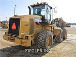 2010 CATERPILLAR 938H Photo #2