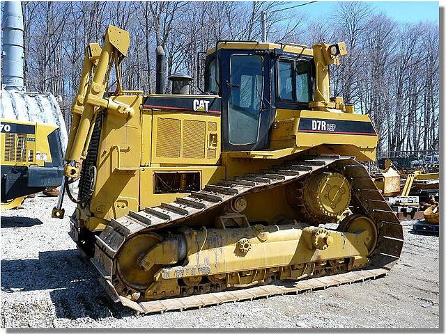 2006 CATERPILLAR D7R LGP II Photo