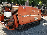 2005 DITCH WITCH JT2720AT Photo #2