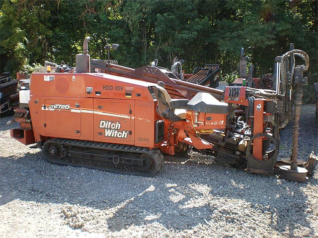 2005 DITCH WITCH JT2720AT Photo