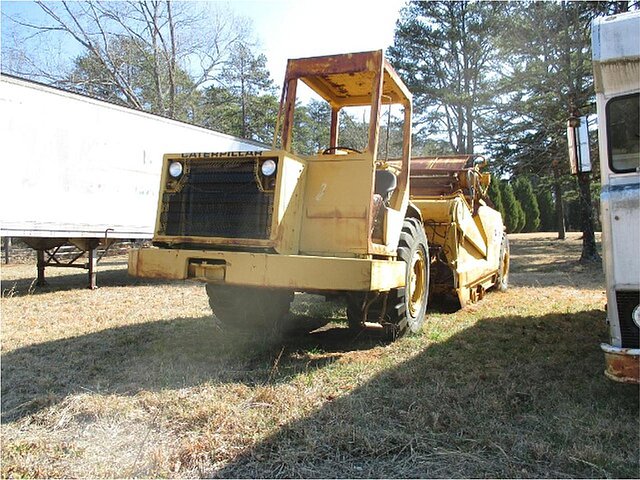 1982 CATERPILLAR 613B Photo