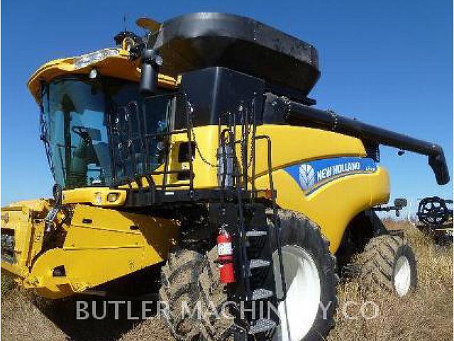 13 FORD / NEW HOLLAND CR9090