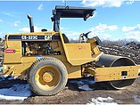 2008 CATERPILLAR CS-323C Photo #11