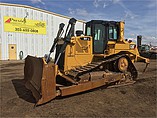 11 CATERPILLAR D6T XL