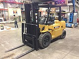 2005 CATERPILLAR GP40K Photo #2