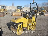 06 CATERPILLAR CB-114