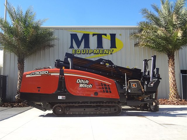 2012 DITCH WITCH JT3020 MACH 1 Photo