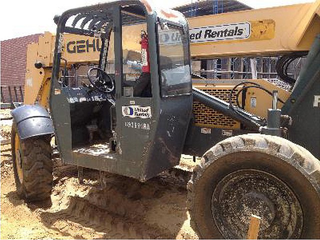 2007 GEHL RS8-42 Photo