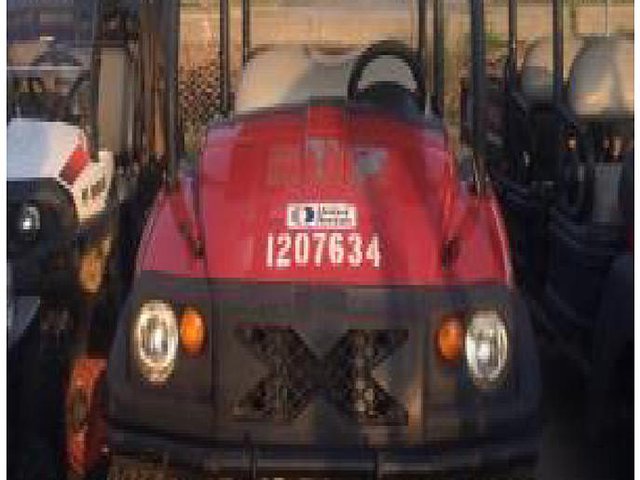 2011 CLUB CAR XRT1550 Photo