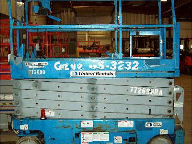 2008 GENIE GS3232 Photo