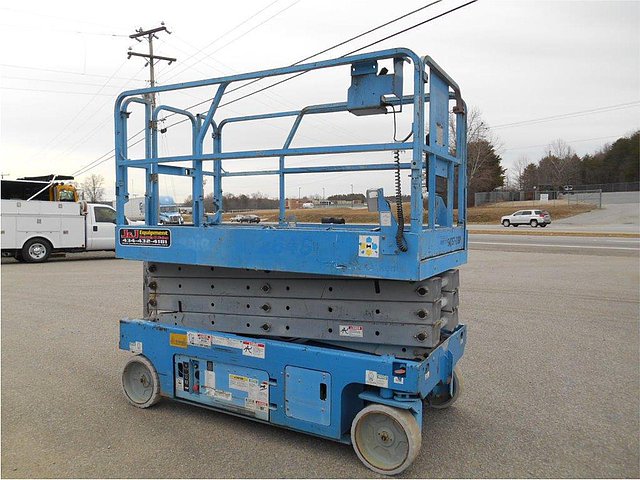 2006 GENIE GS2646 Photo