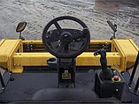 2012 CATERPILLAR CB54 Photo #12