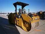 2010 CATERPILLAR CB54 Photo #3