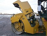 2011 CATERPILLAR CB54 Photo #9