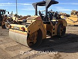 2011 CATERPILLAR CB64 Photo #3