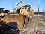 2007 CATERPILLAR D8T Photo #2