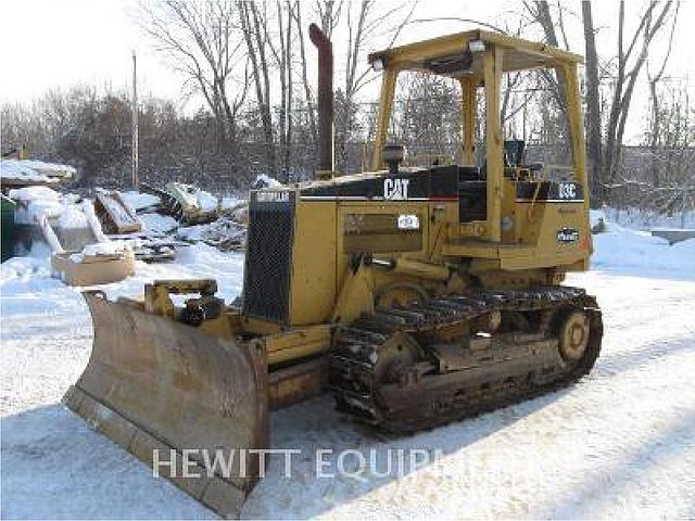 1999 CATERPILLAR D3C III Photo