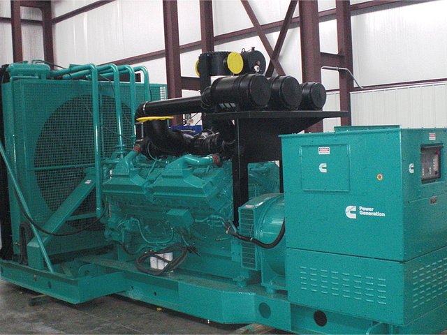 2001 CUMMINS 2000 KW Photo