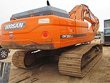 2011 DOOSAN DX350 LC Photo #2
