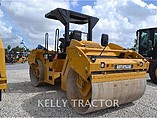 2010 CATERPILLAR CB54 Photo #3