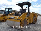 2010 CATERPILLAR CB54 Photo #4