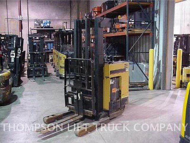 2001 CATERPILLAR NRR35P Photo