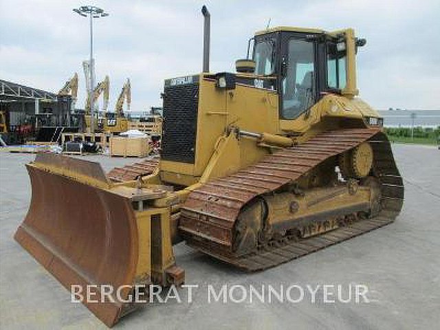 2002 CATERPILLAR D6M LGP Photo