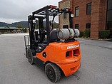 2010 DOOSAN G25E-5 Photo #2