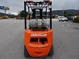 2010 DOOSAN G25E-5 Photo #3